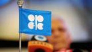 جلسة مغلقة لـ"أوبك" وسط خلاف عميق.. والنفط يقفز 5% 