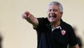 الزمالك يستعين بمدربه السابق عقب التعثر أمام دجلة
