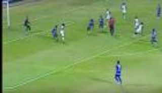 جماهير مصر تسخر من "الحكم الهداف"