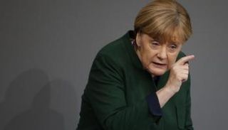 ميركل في اجتماع الحزب 