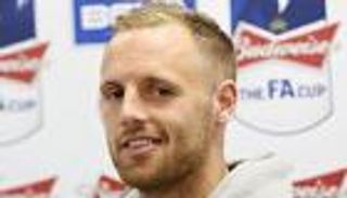 لاعب هال سيتي يسخر من مواجهة اليونايتد في كأس الرابطة