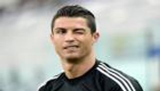 رونالدو يلجأ لايرلندا هربًا من ضرائب إسبانيا الباهظة