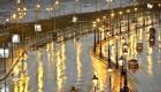 قدوم الشتاء يفجر كوميديا التعليقات الساخرة لدى المصريين