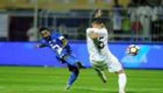 الهلال يسقط "شباب الجابر" ويواصل صدارته للدوري السعودي