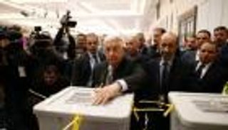 بالصور.. فتح تنتخب قياداتها وتكهنات حول خليفة عباس