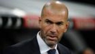 خطة زيدان تنذر بخسائر جديدة للريال أمام برشلونة