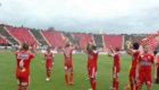 الوداد يتعادل في الدوري المغربي ويحتفظ بالصدارة