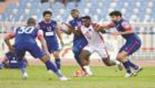 الكويت يتقاسم صدارة الدوري مع القادسية 