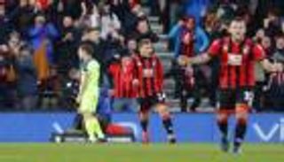 بورنموث يصعق ليفربول المتراخي بهدفين في دقيقتين