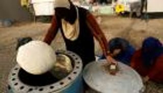 مليون عراقي تحت رحمة الجوع والبرد في الموصل