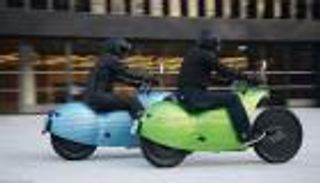 بالفيديو.. لعشاق المغامرة دراجة المستقبل النارية 