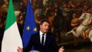 قطار الجنون الأوروبي الجامح يصل المحطة الإيطالية