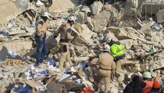 مقتل 73 في قصف بإدلب السورية