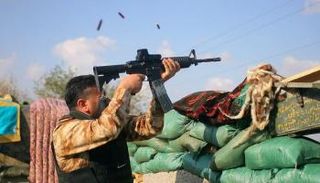 الموصل تحت القصف مع تصعيد الحرب