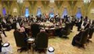 المغرب والخليج يلتقيان في مارس 