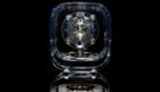 بالفيديو.. ساعة بـ28 ألف دولار تشحن نفسها من الهواء