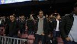 كلوب يحفز لاعبي ليفربول بحضور موقعة برشلونة