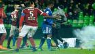 حارس "الشماريخ" مهدد بالغياب عن دوري الأبطال