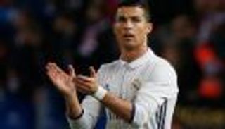 ليس من بينهم رونالدو.. 3 لاعبين تطاردهم ضرائب إسبانيا