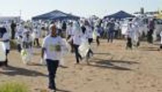 انطلاق الدورة الـ15 لحملة "نظفوا الإمارات" من الشارقة