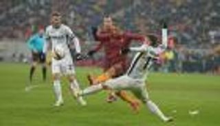 روما يتصدر مجموعته الأوروبية برغم التعادل