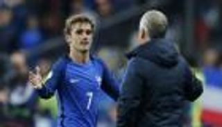 ديشامب: جريزمان يمكنه الفوز بالكرة الذهبية