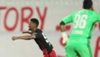 الدقيقة 90 تحسم نتيجة مباراتين في الدوري الإماراتي