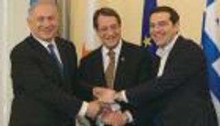 "قوة مطافئ مشتركة".. اتفاق بين إسرائيل واليونان وقبرص