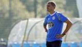 مدرب لاكورونيا يتطلع لمفاجأة ريال مدريد