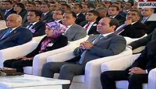 السيسي يشهد جلسة الحوار الشهري للشباب