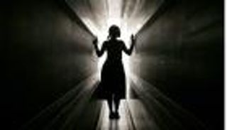 6 عوامل لشعورك بالوحدة.. و4 نصائح للتغلب عليها