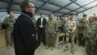 وزير الدفاع الأمريكي يتابع معركة الموصل من بغداد