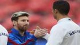 ميسي ورونالدو يتراجعان في سباق الحذاء الذهبي‎