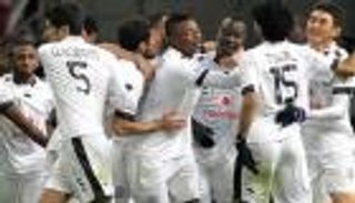 السد يسحق أم صلال 8-0 في الدوري القطري