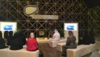 بالصور.. انطلاق قمة رواد التواصل الاجتماعي العرب بدبي