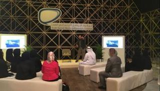 غرفة دردشة في قمة رواد مواقع التواصل العرب