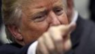 سياسة ترامب.. مغازلة الداخل وتهديد الخارج 