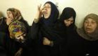 الزغرودة في وداع الميت.. أبدعتها المصرية وأحيتها الفلسطينية