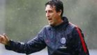 مدرب سان جيرمان يبرر شجار لاعبيه عقب تعادل نيس