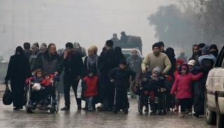 تركيا تعلن استعدادها لاستقبال 80 ألف سوري من حلب