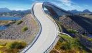 بالصور .. أغرب طرق العالم.. عنيد وقصير ومميت 