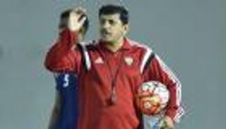 عبد الله مسفر لـ”العين”: تدريب النشامي خطوة جريئة