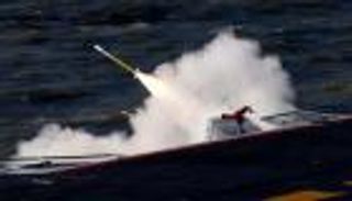 بالصور.. أول مناورات صينية بالذخيرة الحية قرب الجزيرة الكورية