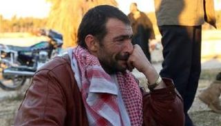 سوري يغادر حلب الشرقية