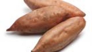 الكويت.. الغش يحول البطاطا الباكستانية إلى لبنانية 