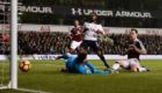 توتنهام يعاقب تقدم بيرنلي بثنائية في البريميير ليج