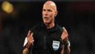 هوارد ويب يطالب بتغيير حكم لقاء ليفربول والسيتي