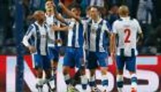 بورتو يواصل مطاردة لبنفيكا المتصدر في الدوري البرتغالي