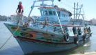 سفير مصر باليمن لـ"العين": اتصالات مكثفة لحل أزمة الصيادين