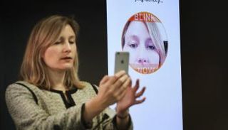 يمكنك قريبا شراء البقالة بوجهك